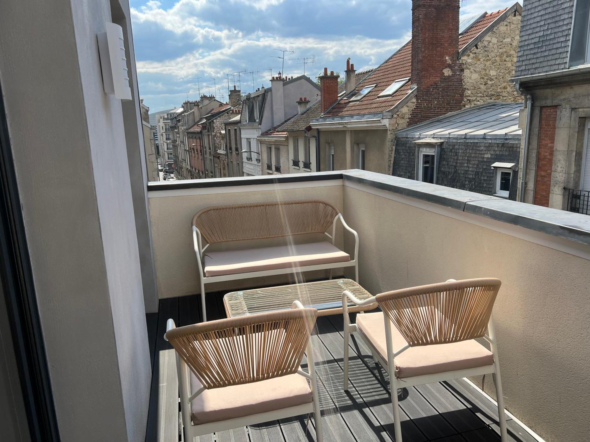Mm Suites Town House Terrasse Reims Luaran gambar